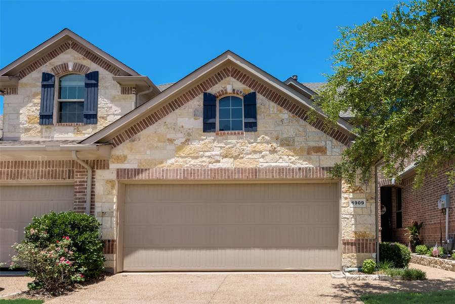 1909 Osprey Lane, Garland, TX 75044