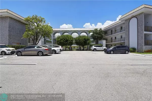 Boca Raton, FL 33487,5501 NW 2nd Ave  #1050