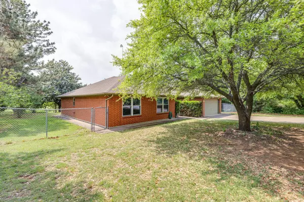 Cleburne, TX 76031,6516 Helena Court