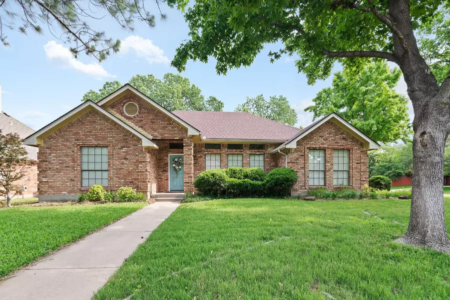 1009 Chapel Drive, Denton, TX 76205