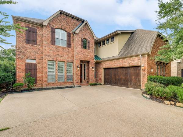 2401 Laguna Lane, Arlington, TX 76012