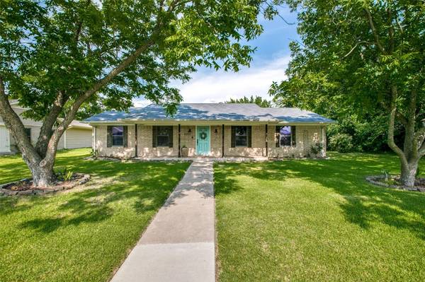 4202 Southridge Drive, Rowlett, TX 75088