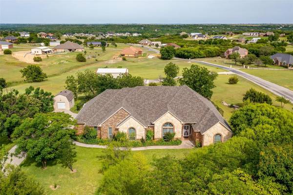 329 Stone Mountain Road, Cresson, TX 76035