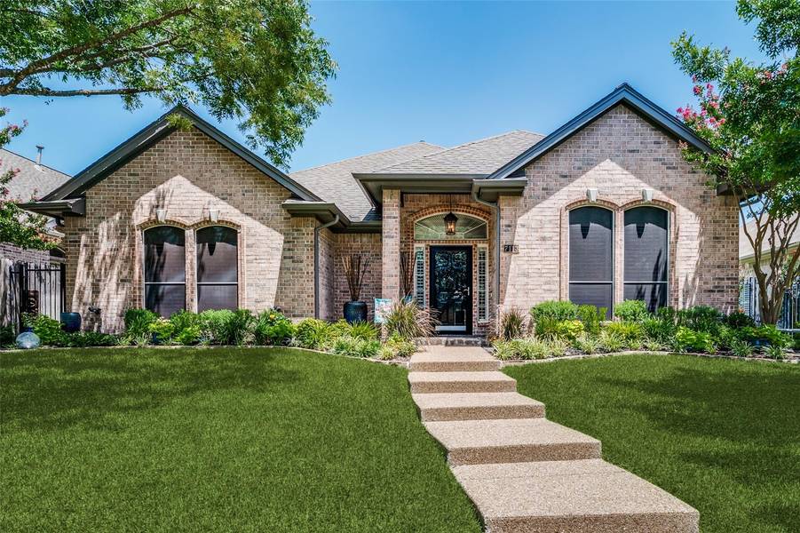 7113 Deer Hollow Drive, Fort Worth, TX 76132