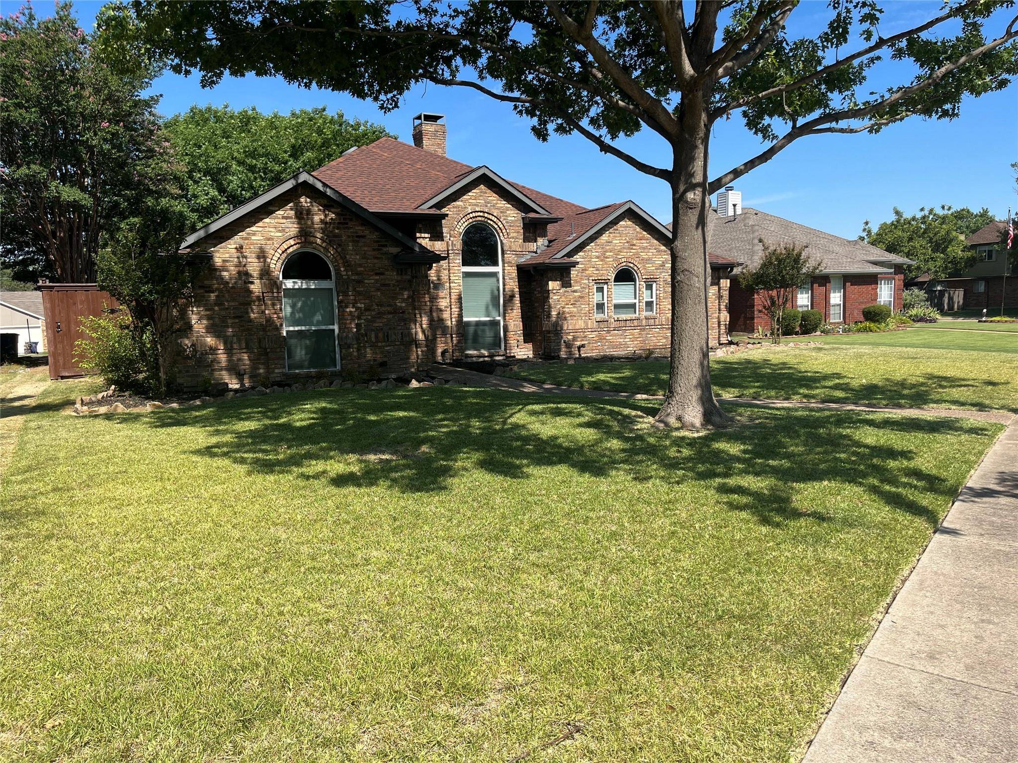 Allen, TX 75002,803 Country Lane