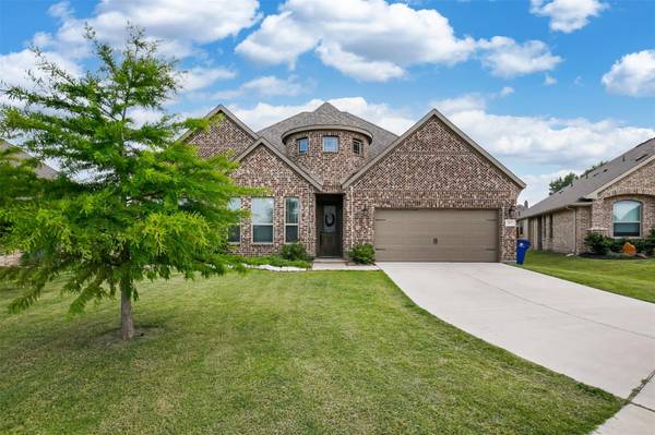 410 Valley Brook Court, Waxahachie, TX 75165