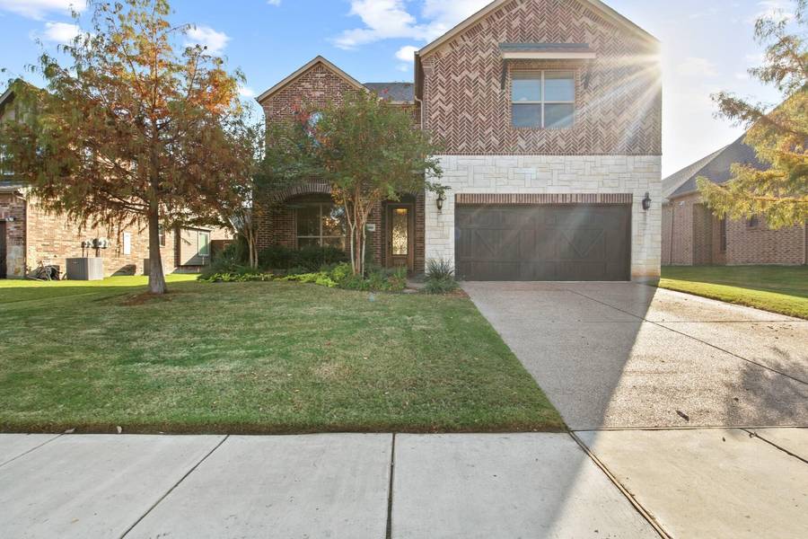 2000 Hickory Hill Drive, Mansfield, TX 76063