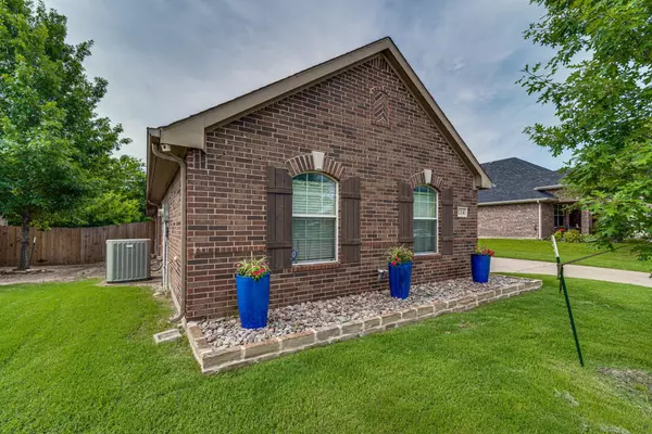 Midlothian, TX 76065,214 Ashlawn Drive