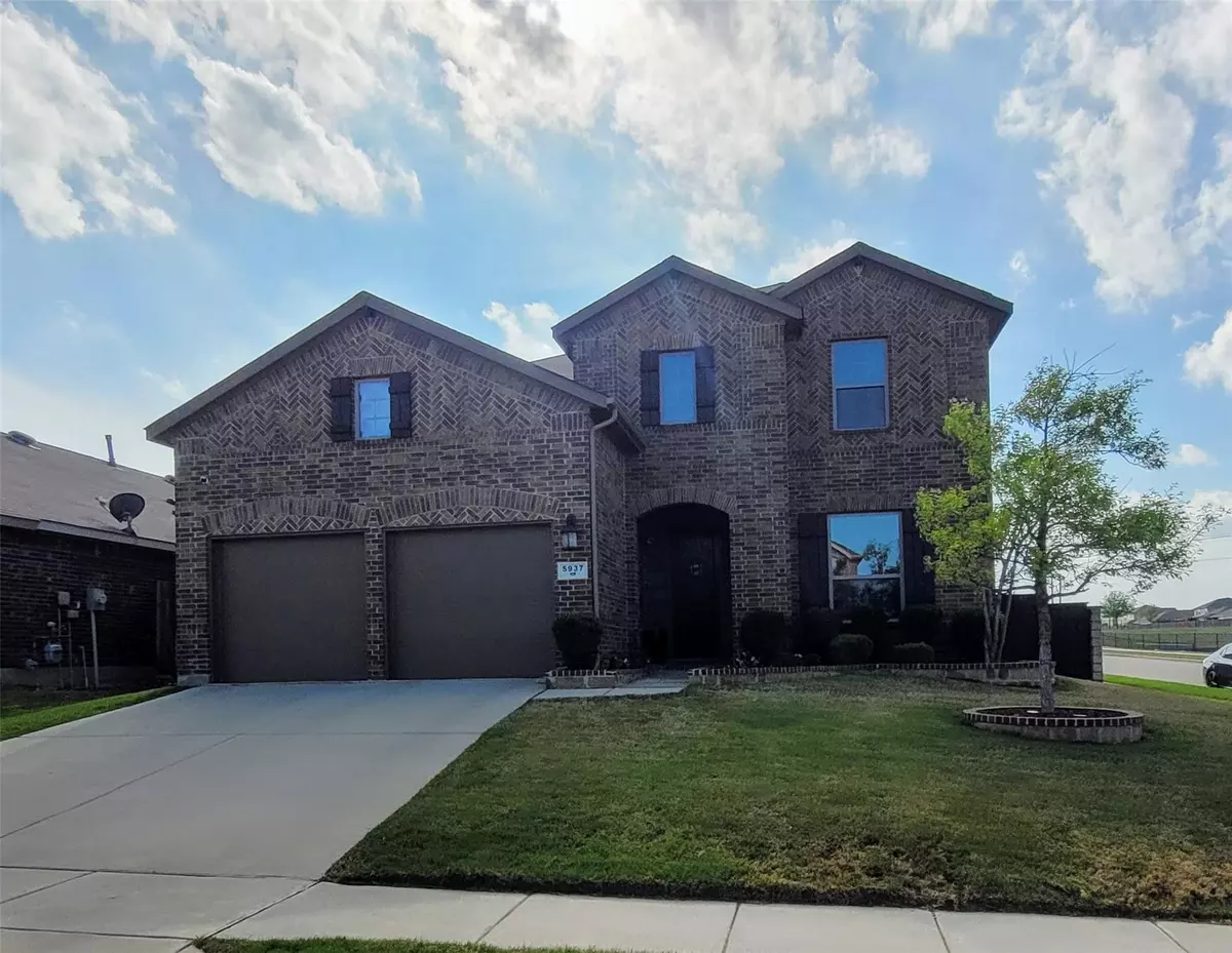 Fort Worth, TX 76179,5937 Trout Drive