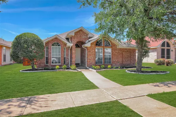 1432 Ross Drive, Lewisville, TX 75067