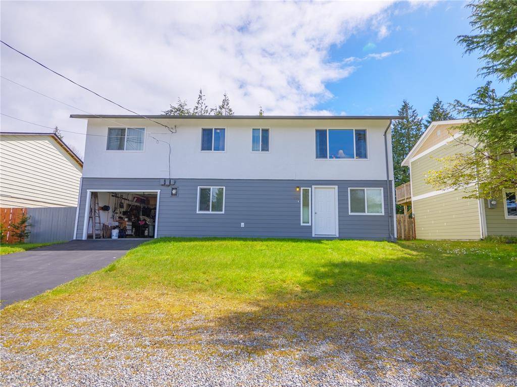 Ucluelet, BC V0R 3A0,1616 Holly Cres