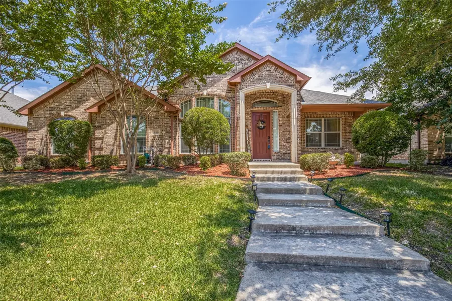 929 Trinity Drive, Lancaster, TX 75146