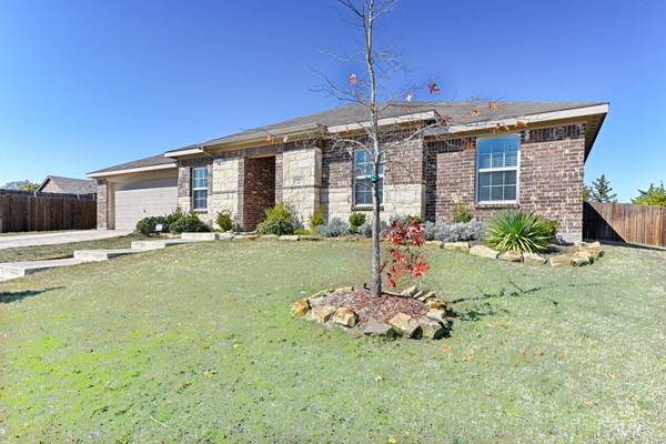 3003 Driftwood Lane, Lancaster, TX 75146