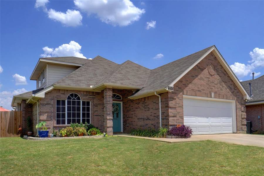 5720 Colorado Court, Haltom City, TX 76137