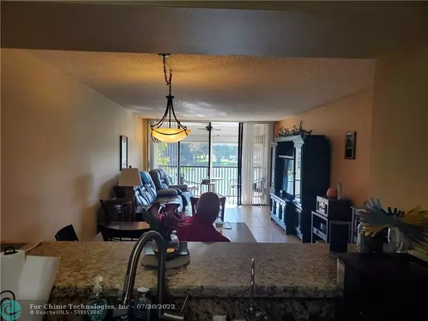 Margate, FL 33063,6428 Coral Lake Dr  #6428