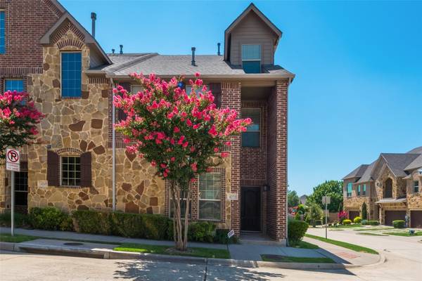 4273 Riverview Drive, Carrollton, TX 75010