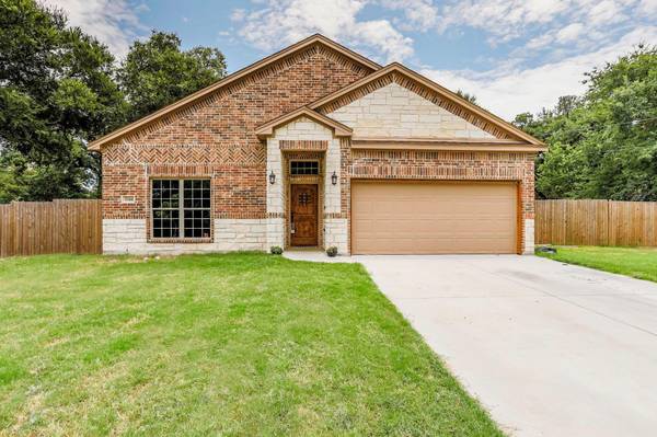 3344 Hiawatha Trail, Lake Worth, TX 76135