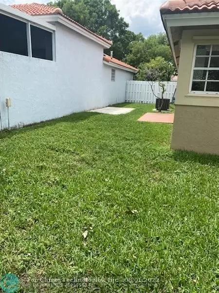 Plantation, FL 33325,13448 NW 5th Ct