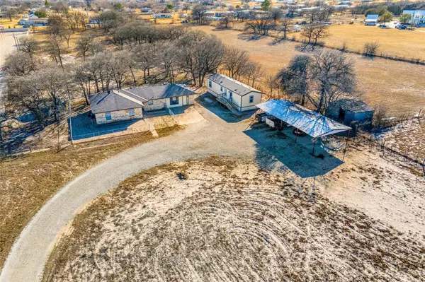 2766 E Highway 199, Springtown, TX 76082