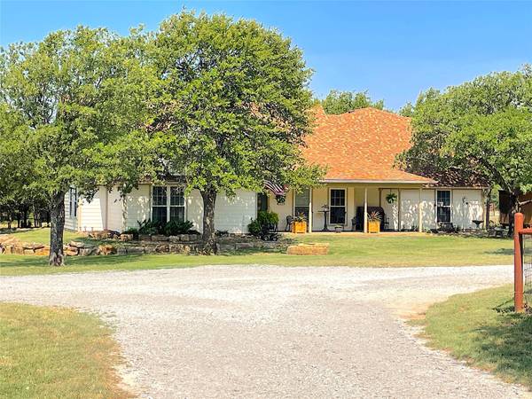 1225 Leech Road, Poolville, TX 76487