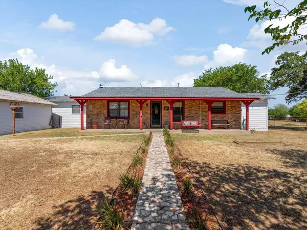 3706 County Road 801, Cleburne, TX 76031