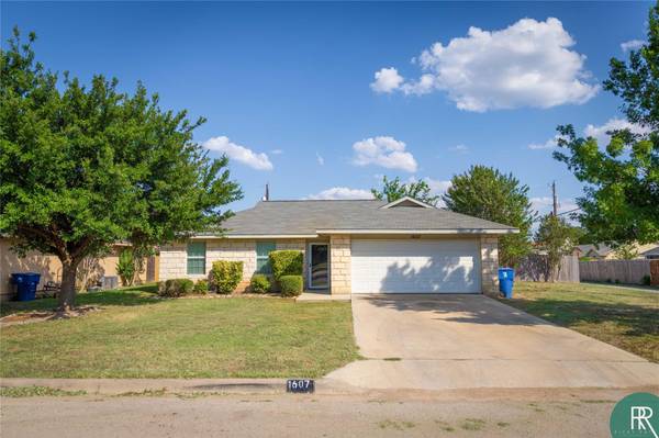 1607 Parkway Drive, Brownwood, TX 76801