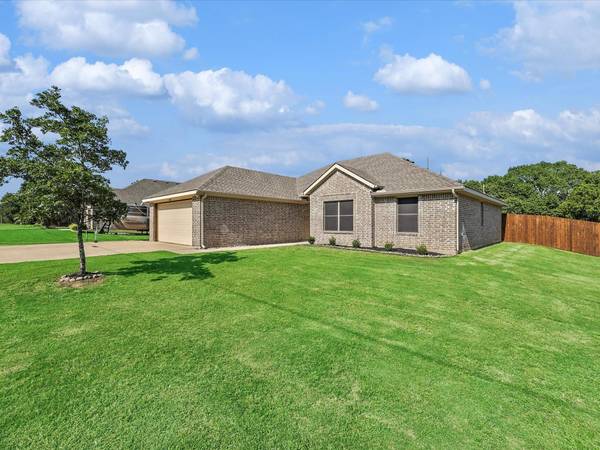 625 Charyl Lynn Drive, Argyle, TX 76226