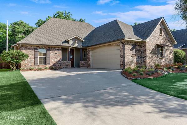 512 Chinquipin Drive, Bossier City, LA 71111