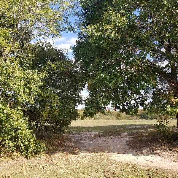 1 acre Vz County Road 2903, Eustace, TX 75124