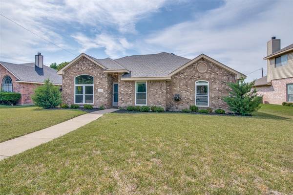 5139 Berridge Lane, Dallas, TX 75227