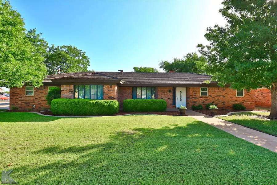 2934 Robertson Drive, Abilene, TX 79606