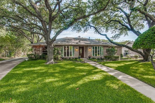 2104 Willowbrook Way, Plano, TX 75075