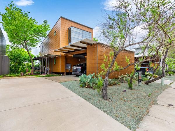 45 Vanguard Way, Dallas, TX 75243