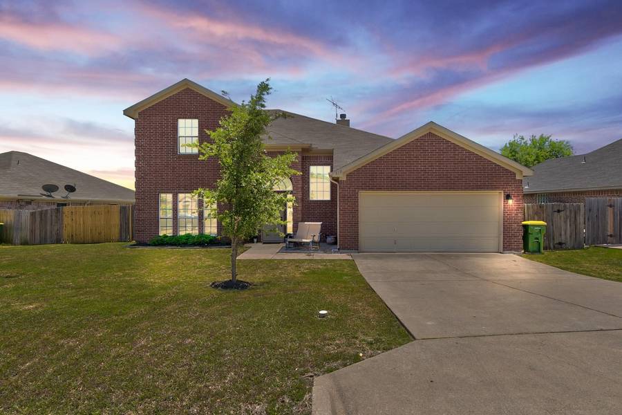 810 Wandering Court, Granbury, TX 76049