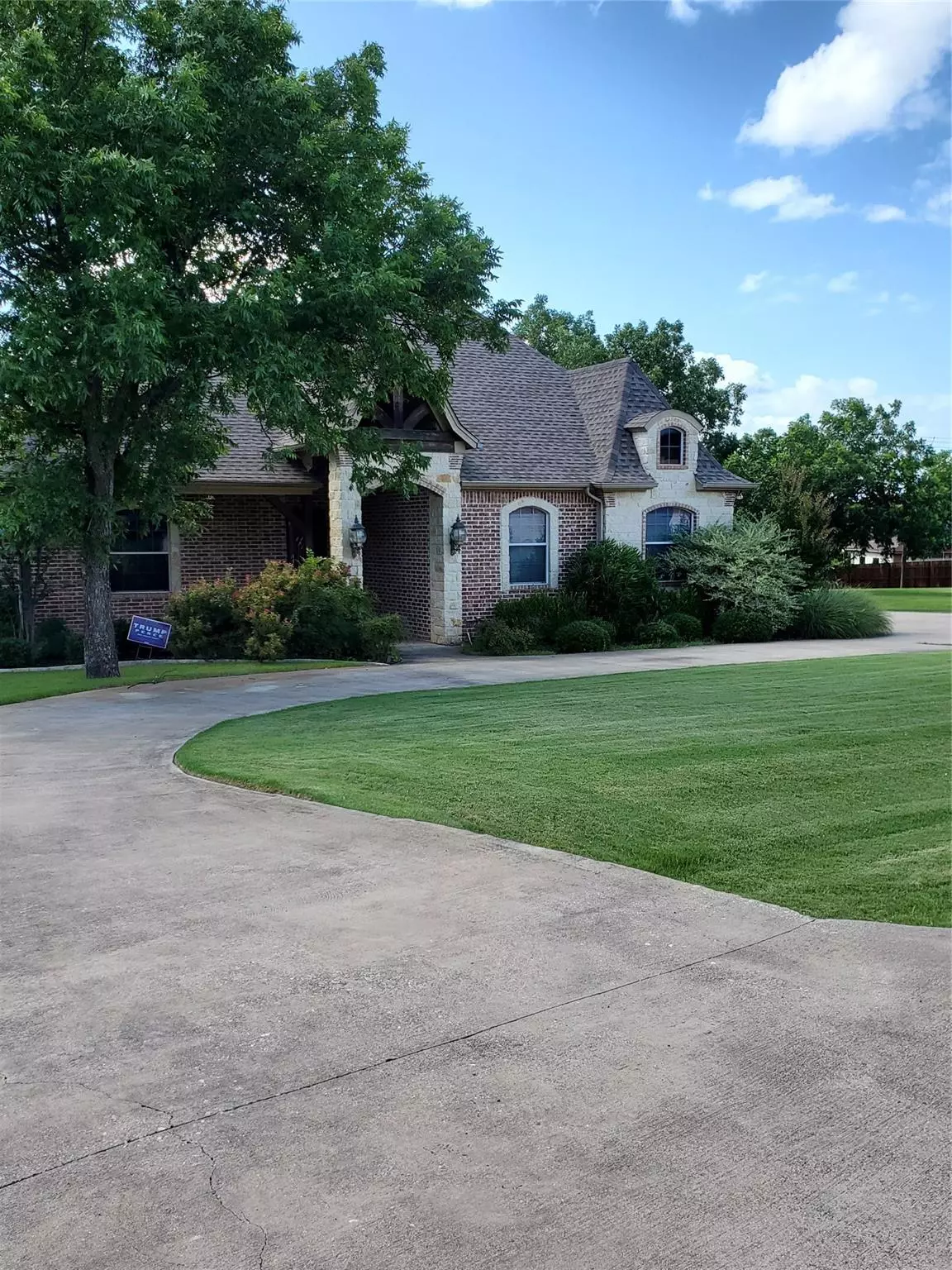 Granbury, TX 76049,6506 Colonial Drive