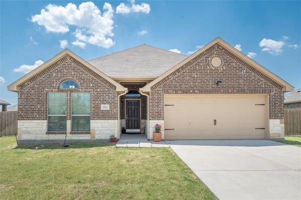 1917 Green Terrace Drive, Royse City, TX 75189