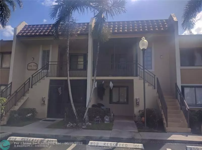 Weston, FL 33326,424 Lakeview Dr  #203