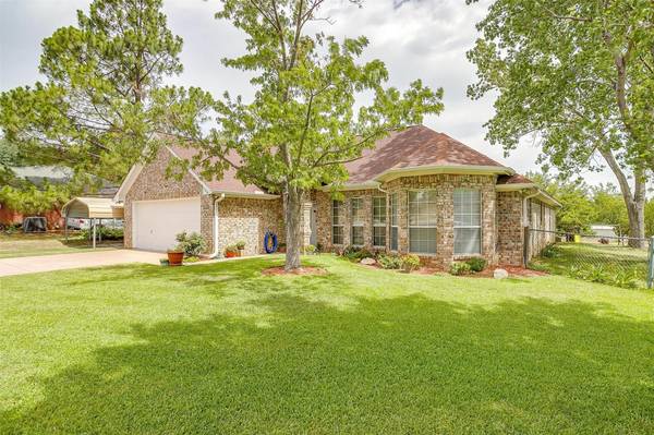 3206 Oak Lane, Weatherford, TX 76088