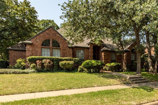 5500 Bradley Lane, Arlington, TX 76017