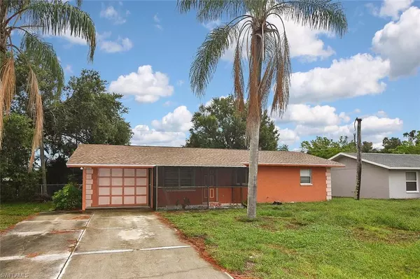 9113 Pineapple RD, Fort Myers, FL 33967