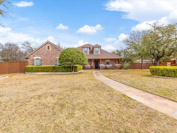 214 Mockingbird Lane, Aledo, TX 76008