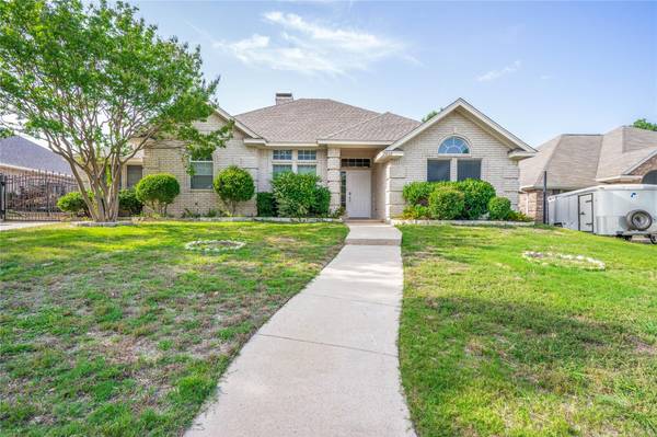 7809 Hightower Drive, North Richland Hills, TX 76182