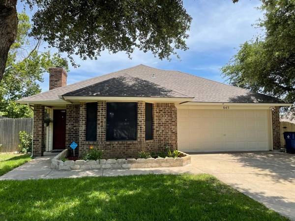 645 Ozark Avenue,  Burleson,  TX 76028