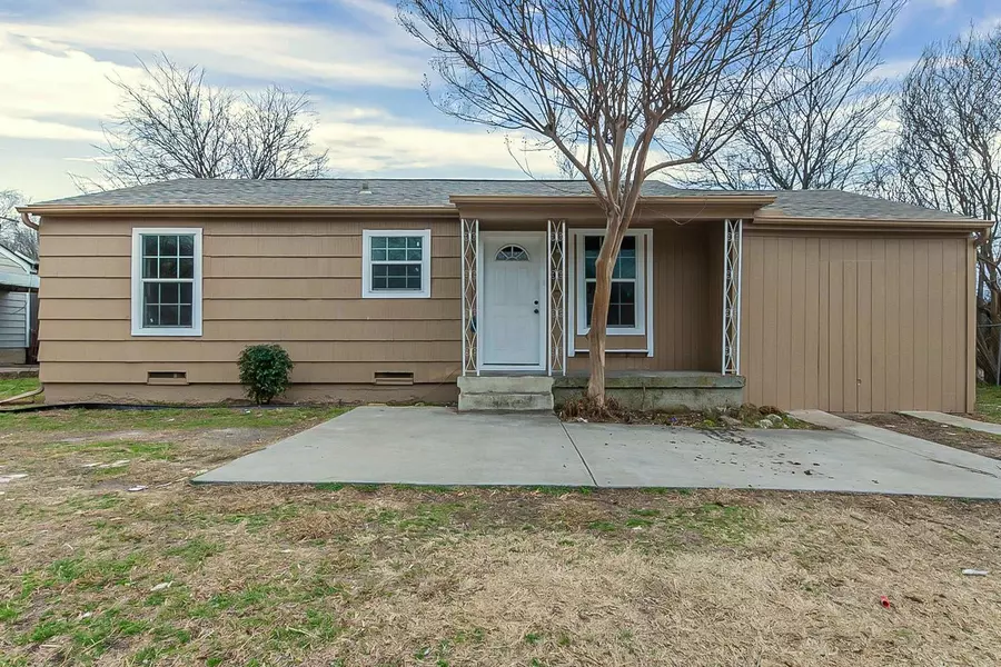 1504 W Walnut Street, Garland, TX 75042