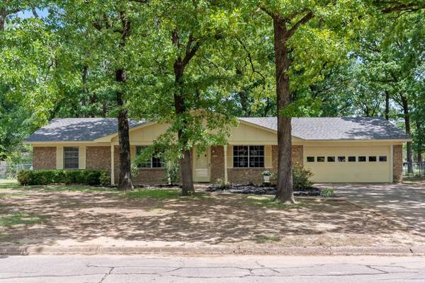 115 46th Street SW, Paris, TX 75460