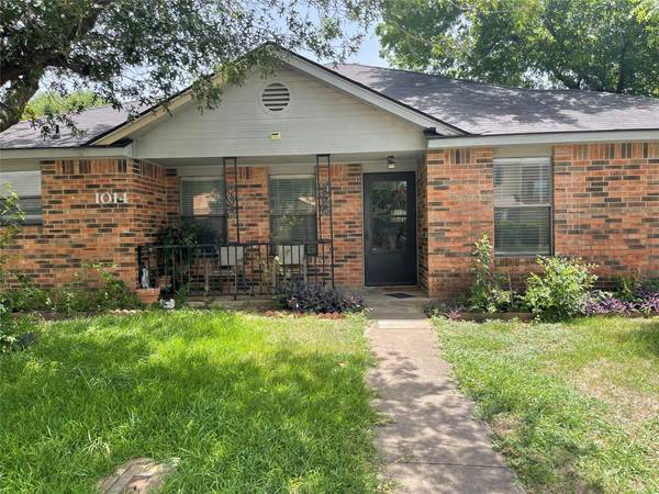 1014 Wayne Avenue, Duncanville, TX 75137