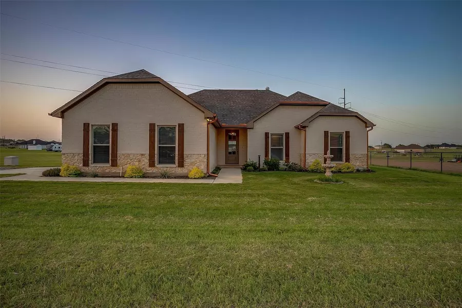 1201 Young Bend Road, Brock, TX 76087