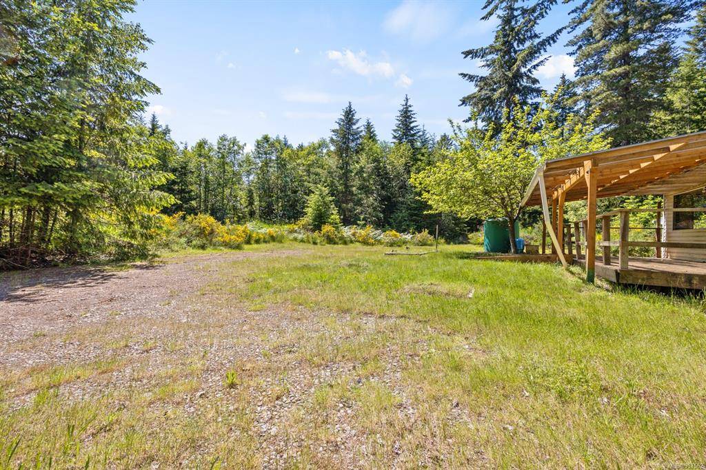 Black Creek, BC V9J 1E6,3866 Pinecrest Rd