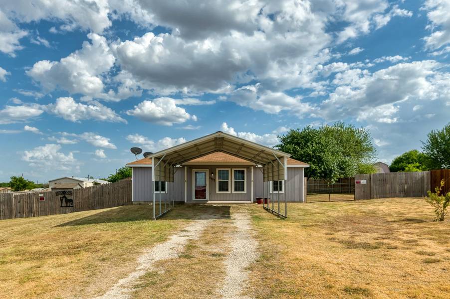 5633 Big Sky Drive, Joshua, TX 76058