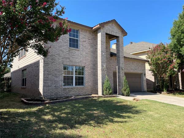 3520 Cattlebaron Drive, Fort Worth, TX 76262